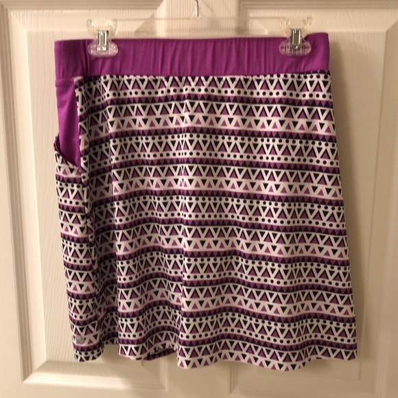 Bette and Court elastic waist golf /pickle ball  skort EUC - Picture 3 of 6